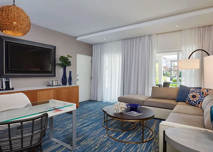 Signia Hilton Naples Grande Beach Resort